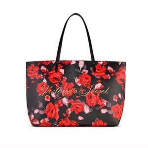 Brand new Victoria’s Secret tote